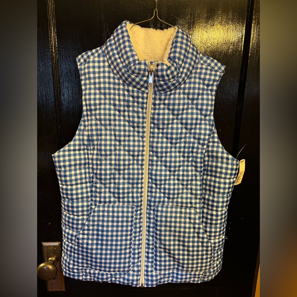 Women’s size large vest